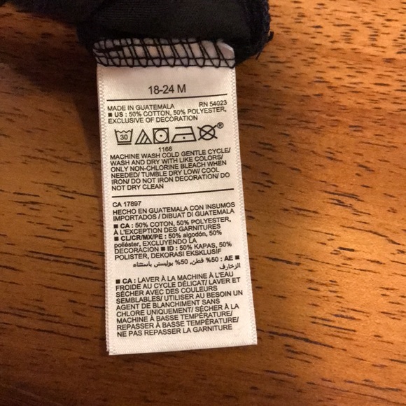 Old Navy Printed T-Shirts for Toddler (Lot of 2) Size 18-24 Months - Picture 7 of 7